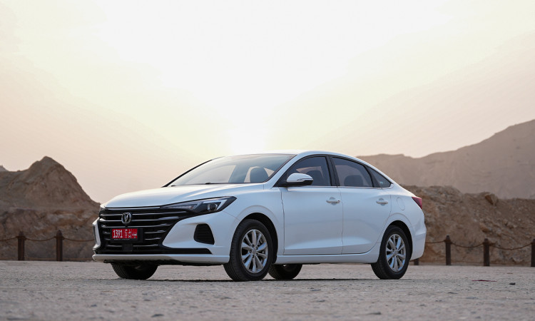 CHANGAN EADO PLUS