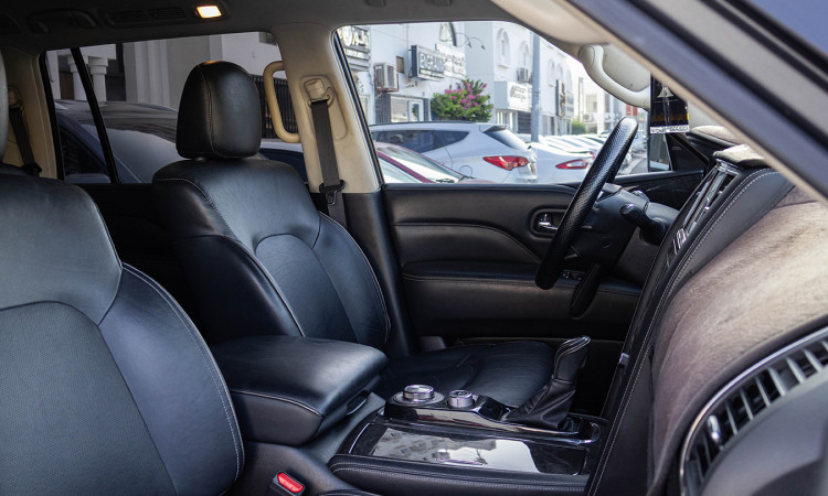 INFINITI QX80