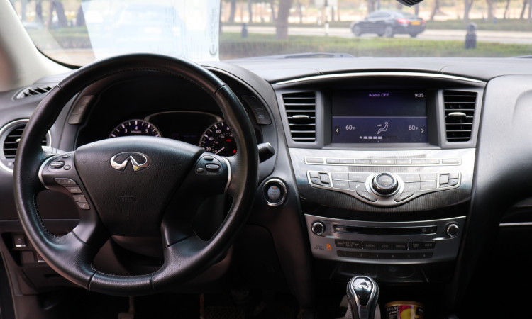 INFINTY QX60