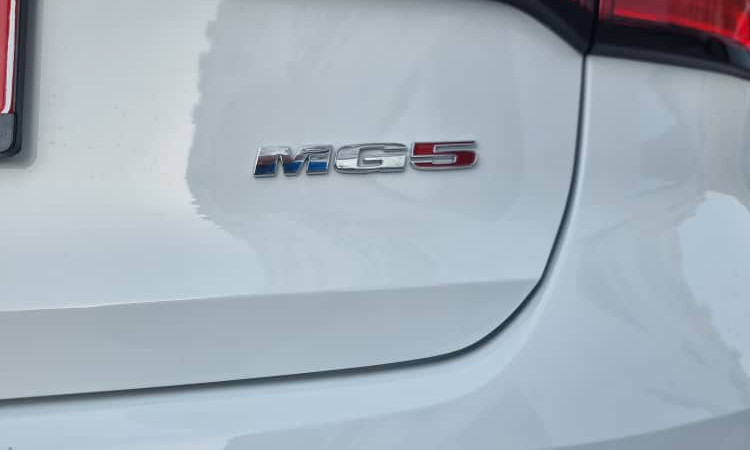 MG5