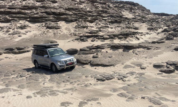 MITSUBISHI PAJERO - ROOF TENT