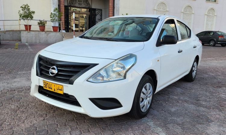 NISSAN SUNNY 2016!