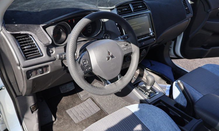  - MITSUBISHI ASX