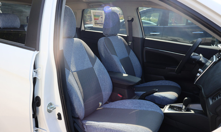  - MITSUBISHI ASX