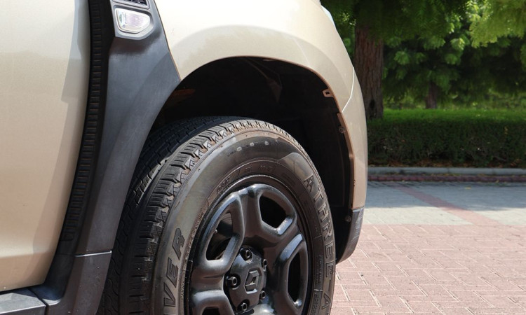 RENAULT DUSTER