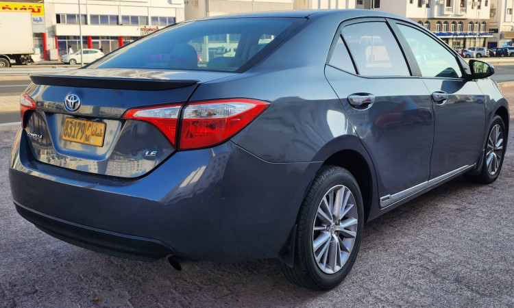TOYOTA COROLLA 2016!