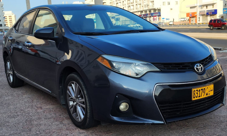 TOYOTA COROLLA 2016!