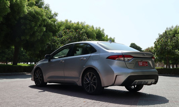 TOYOTA COROLLA