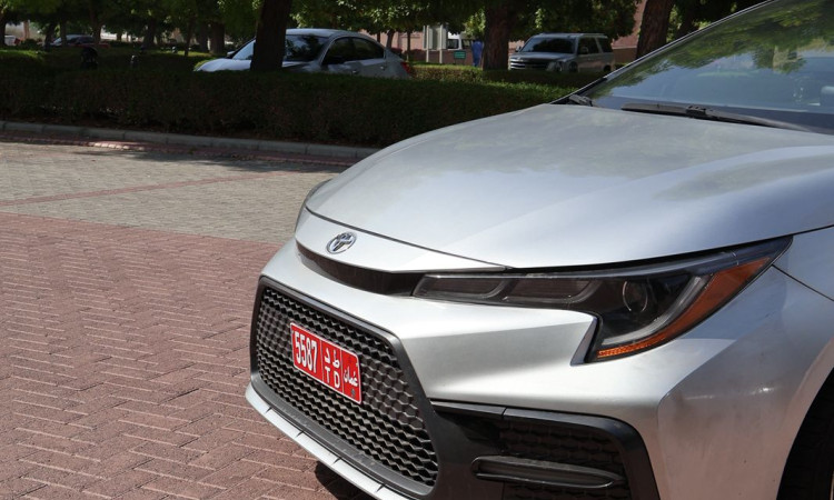 TOYOTA COROLLA
