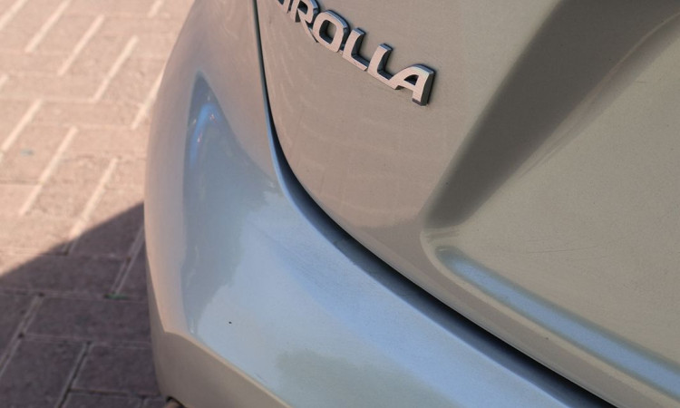 TOYOTA COROLLA