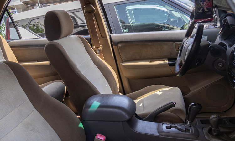 TOYOTA FORTUNER