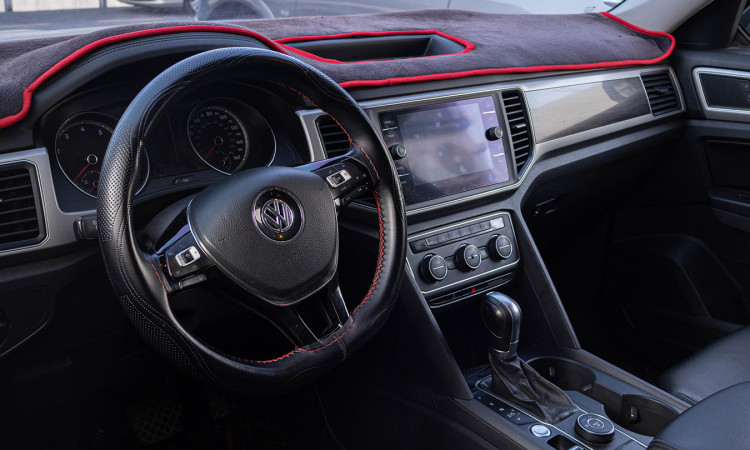 VOLKSWAGEN ATLAS